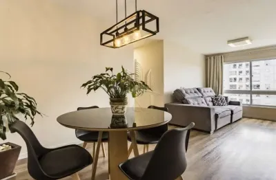 Apartamento com 3 quartos para alugar na Avenida Bento Gonçalves, 205, Partenon, Porto Alegre por R$ 2.900