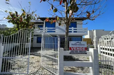 Casa com 5 dormitórios à venda, 200 m² por r$ 790.000,00 - centro - balneário arroio do silva/sc