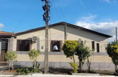 Casa à venda na Setor 3, Quadra R, 19, Guajuviras, Canoas