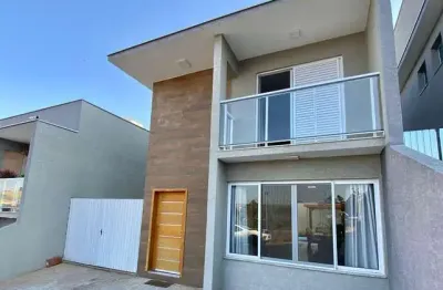 Casa à venda no bairro pinheirais - bragança paulista/sp