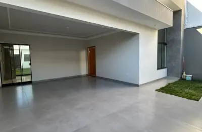 Casa nova, moderna e com excelente localização – maringá/pr