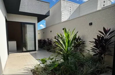 Imóvel moderno, completo e pronto para morar, com excelente padrão de acabamento e localização privilegiada!