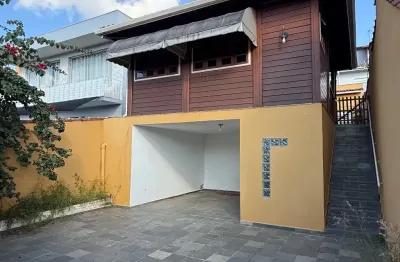 Casa assobradada para locação jd california, zona sul , rua tranquila sem saída