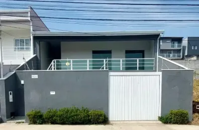 Casa Assombrada à venda com 3 dormitórios no Jardim Primavera !