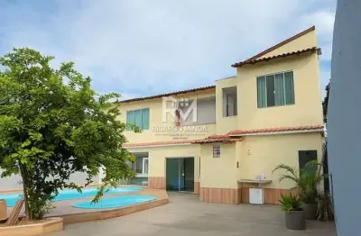 Casa duplex, 4 quartos, suíte, sauna, piscina adulto e infantil - morada da barra -vila velha/es