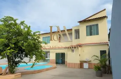 Casa duplex, 4 quartos, suíte, sauna, piscina adulto e infantil - morada da barra -vila velha/es