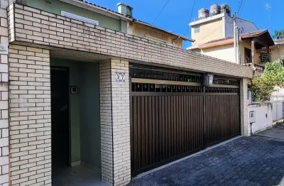 Casa para venda em santos, vila belmiro, 3 dormitórios, 2 suítes, 4 banheiros, 2 vagas