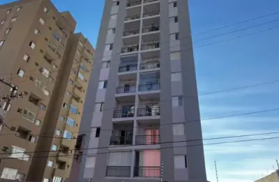 Lindo apto no centro vago, 2 dormts. coz. planejada, 2 vagas de garagem, sala 2 amb. com sacada