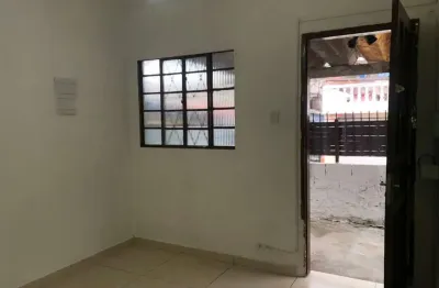 Casa com 2 dormitórios para alugar, 55 m² por r$ 1.200/mês - vila fachini - são paulo/sp