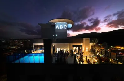 Apartamento  de lançamento em itapema, 1 suítes, 1 vaga, ótima oportunidade.