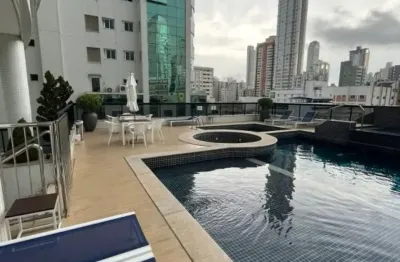 Apartamento mobiliado! 3 suítes e 3 vagas! centro! amplo espaço, imperdível!
