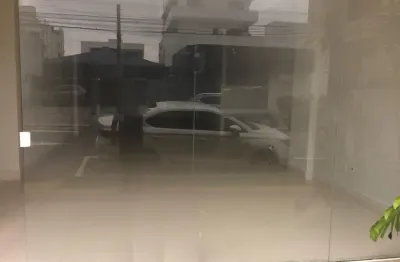 Loja para locação no bairro das nações! excelente localização!