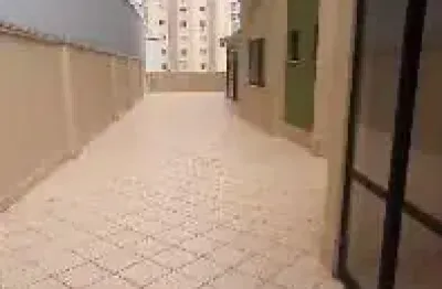 Quadra mar! ampla área externa! 4 quartos, 2 vagas, centro de balneário!