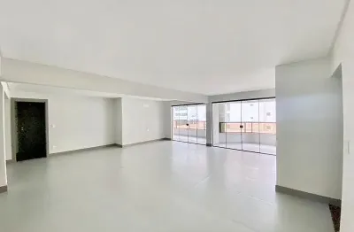 Cobertura duplex com vista mar! barra sul em balneário camboriú!