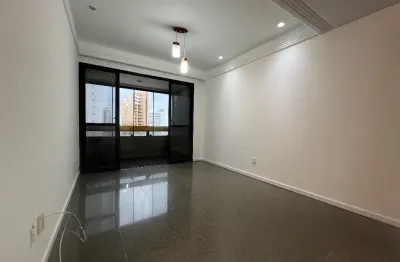 /4, nascente, com uma suíte, vista panorâmica, duas garagens...