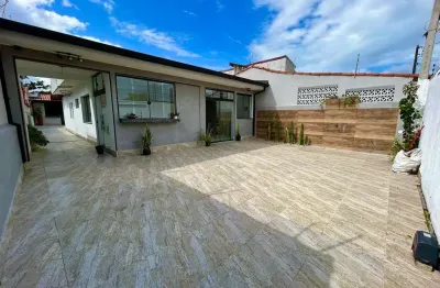 Casa para venda em itanhaém, satélite, 3 dormitórios, 2 suítes, 1 banheiro, 4 vagas