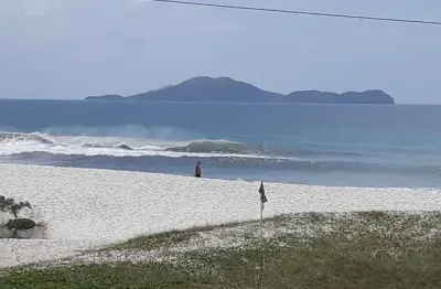 Beira mar, no paraíso em cabo frio, praia do foguete, excelente opção casa 3/4