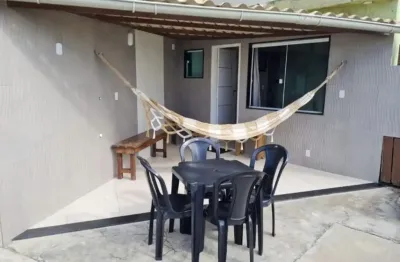 Beira mar em cabo frio no paraíso da praia do foguete, excelente loft, em condomínio c/ 3 casas e 1 loft.