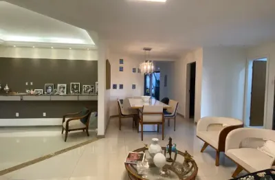 Casa em condomínio fechado com 4 quartos à venda na Avenida Santos Dumont, 1615, Centro, Lauro de Freitas