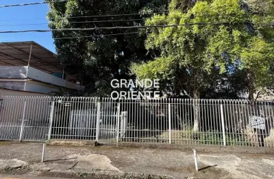 Casa aconchegante em vila mury – 2 quartos, terreno amplo e construção de 140 m²
