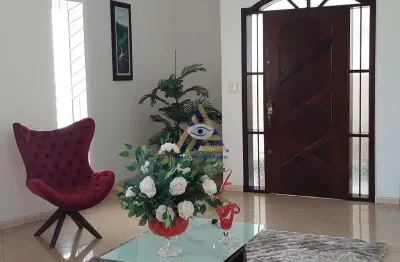 Casa com 3 dorms, vila lavínia, mogi das cruzes - r$ 1.5 mi, cod: 381