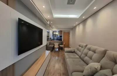 Apartamento moderno: suíte, 2 vagas e varanda gourmet envidraçada