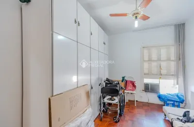 Apartamento à venda em bom fim, o imóvel é um verdadeiro refúgio.
