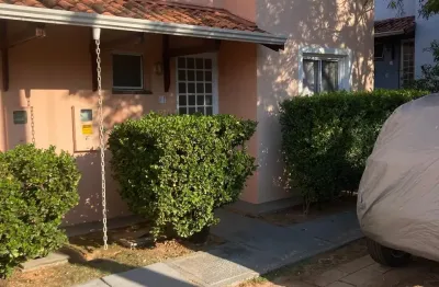 Casa à venda condomínio vila flora sorocaba- -3 dormitórios 1 suíte - r$ 680.000