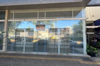 Loja comercial de com 3 acessos – alto padrão no centro empresarial