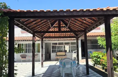 Casa em condomínio fechado com 2 quartos à venda na Rua Wenceslau Machado, 411, Icaraí, Caucaia