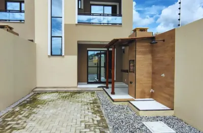 Duplex impecável no bairro que mais cresce em caucaia