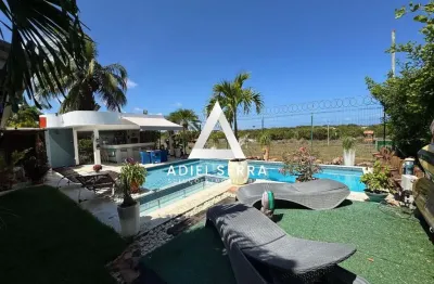 Quatro rodas - 512m² total - porteira fechada - 4 suítes sendo 3 c/ closet - home office - piscina - área gourmet - energia solar - armários - 3 vagas