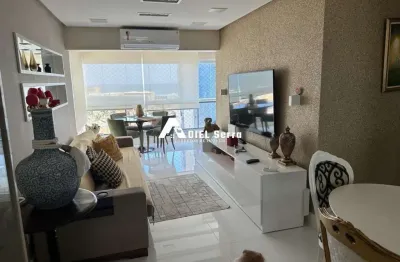 Armação - 97m² - nascente - vista mar - porteira fechada - 3 quartos sendo 1 suíte - armários - roupeiro - 4 banheiros seno 1 lavabo- 2 vagas