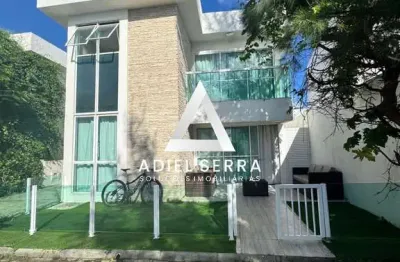 Foz do joanes | 4 suítes | 186m² | reformada | condomínio com acesso ao rio | infraestrutura completa de lazer