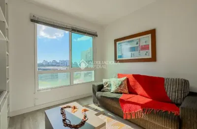 Apartamento mobiliado de 1 quarto com 1 vaga à venda no bairro três figueiras em porto alegre