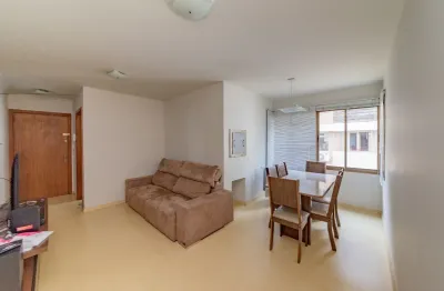 Apartamento 2 dormitórios (suíte): 66m² mobiliado, vista 360° e portaria 24h na rua santana, farroupilha!