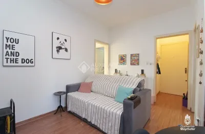 Apartamento de 2 dormitórios semi-mobiliado com vista na 24 de outubro - moinhos de vento!