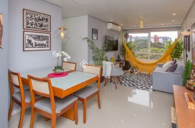 Charme e vista definida: apartamento 2 dormitórios (1 suíte), totalmente mobiliado!