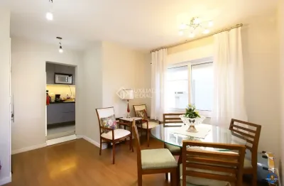 Apartamento garden de 2 dormitórios no bairro farroupilha, 103m² e terraço!