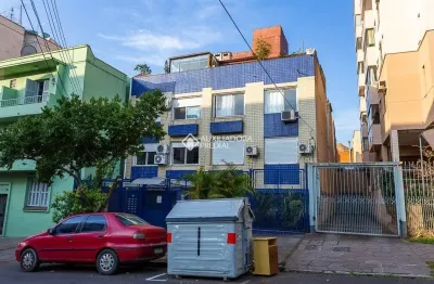 Apartamento 2 quartos equipado e reformado! próximo à sogipa e bourbon assis brasil