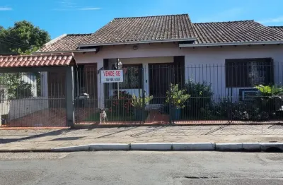 Residência confortavel com 3 quartos, com muita vocação comercial