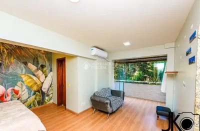 Apartamento(studio) 43metros diferenciado com terraço na av. independência