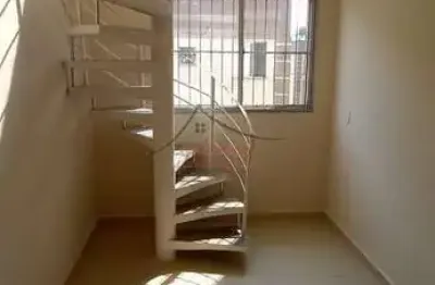 Cobertura duplex no condomínio spazio san carlos- aricanduva- reformada