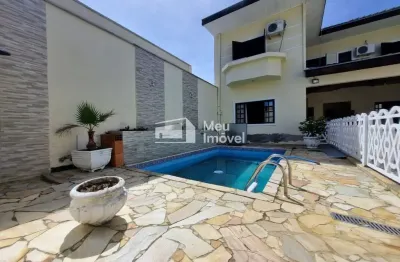 Aluguel casa sobrado 3 dormitórios sendo 1 suíte com piscina - bairro villa branca