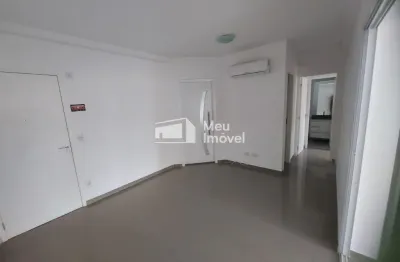 Apartamento de 77m² com varanda envidraçada e suíte – 7º andar