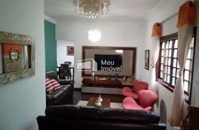 Casa 140m² - 3 dormitórios - centro - são josé dos campos - próxima aos principais pontos da cidade e facil acesso