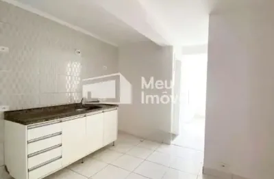 Sobrado em condomínio fechado 2 dormitórios - monte castelo - sjcampos