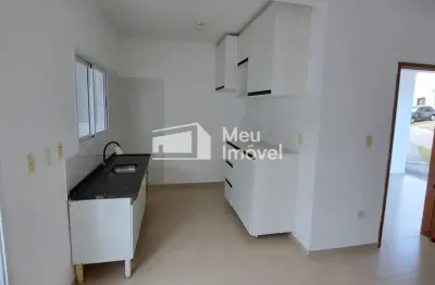 Casa 2 dormitórios confortáveis sendo 1 suíte - jd. uirá - sjcampos