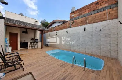 Luc aluga casa térrea - piscina e área gourmet - 3 quartos (1 suíte + closet)  santa marina -jacareí