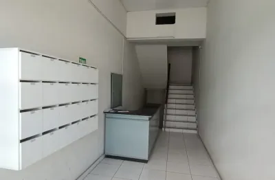Sala comercial à venda na Avenida Rui Barbosa, 1860, Alto Cajueiros, Macaé